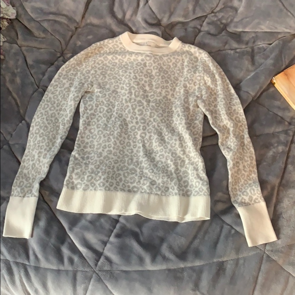 Long sleeve sweater cheetah print